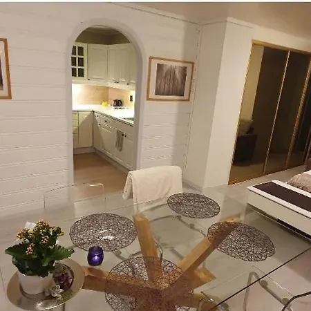 Fotlandsvag Guest Apartment Bernes