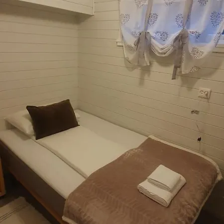 Fotlandsvag Guest Apartment *
